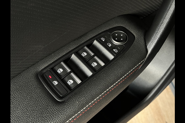 Renault Captur 1.3 TCe 140 R.S. Line | Stoel, Stuur & Voorruitverwarming | Navi | Camera | Carplay | 100% Renault Dealer Onderhouden!