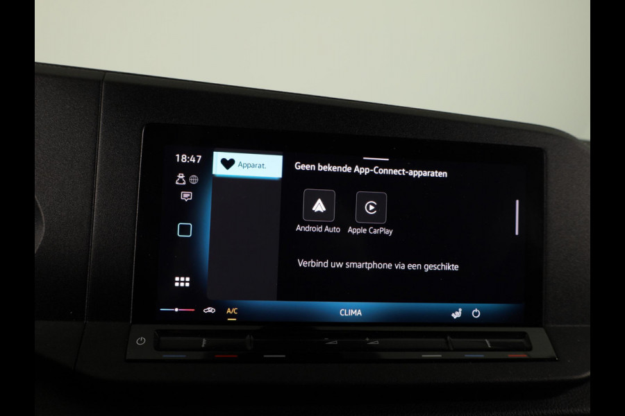 Volkswagen Caddy Cargo 2.0 TDI Comfort 102 pk | Verlengde garantie | Navigatie via App | Trekhaak | Parkeersensoren achter | Cruise control |