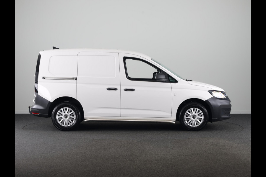 Volkswagen Caddy Cargo 2.0 TDI Comfort 102 pk | Verlengde garantie | Navigatie via App | Trekhaak | Parkeersensoren achter | Cruise control |