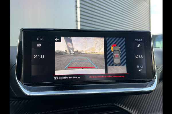 Peugeot 2008 BWJ 2021 | 1.2T 131PK GT | PANO DAK | CLIMA | NAVI | LEDER/STOF | CAMERA A | PDC | CARPLAY |