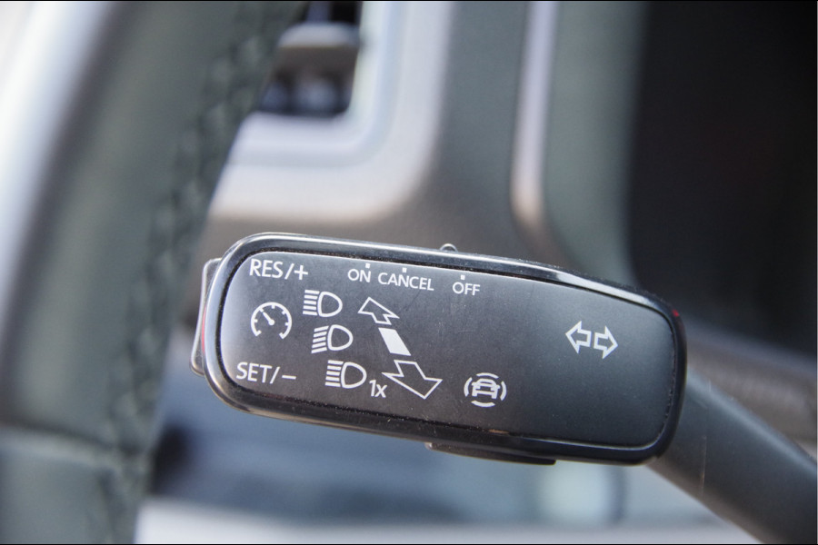 Volkswagen Crafter 35 2.0 TDI L3H2 177PK AUT. 2X ERGO ACTIVE GEVEERDE STOEL, LEDER, CAMERA, CRUISE, VOORRUIT VERWARMING, APPLE CARPLAY, ANDROID AUT