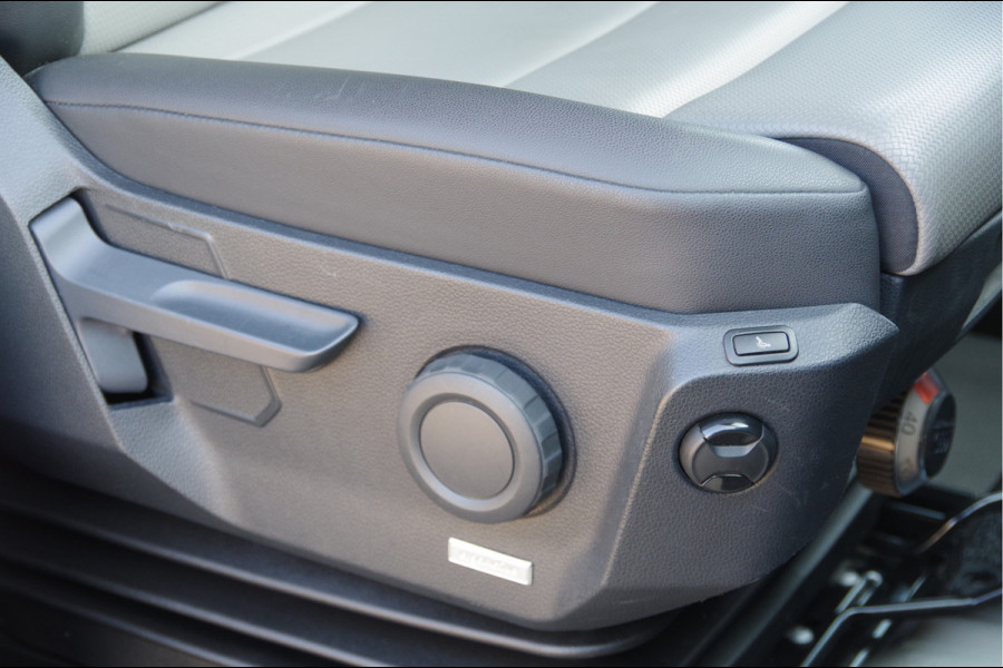 Volkswagen Crafter 35 2.0 TDI L3H2 177PK AUT. 2X ERGO ACTIVE GEVEERDE STOEL, LEDER, CAMERA, CRUISE, VOORRUIT VERWARMING, APPLE CARPLAY, ANDROID AUT