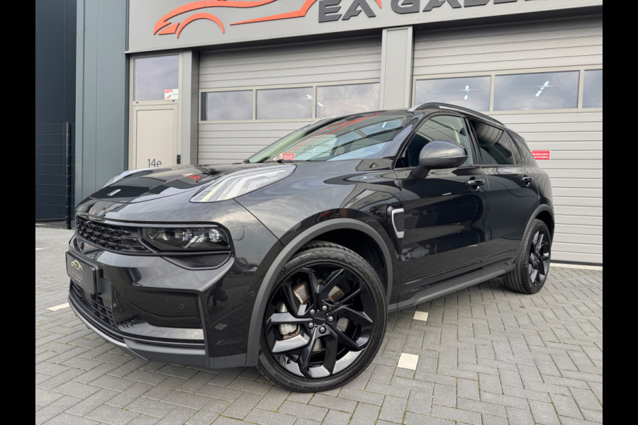 Lynk & Co 01 1.5 bomvol Black Edition 261PK 360°Camera Zwarte hemel