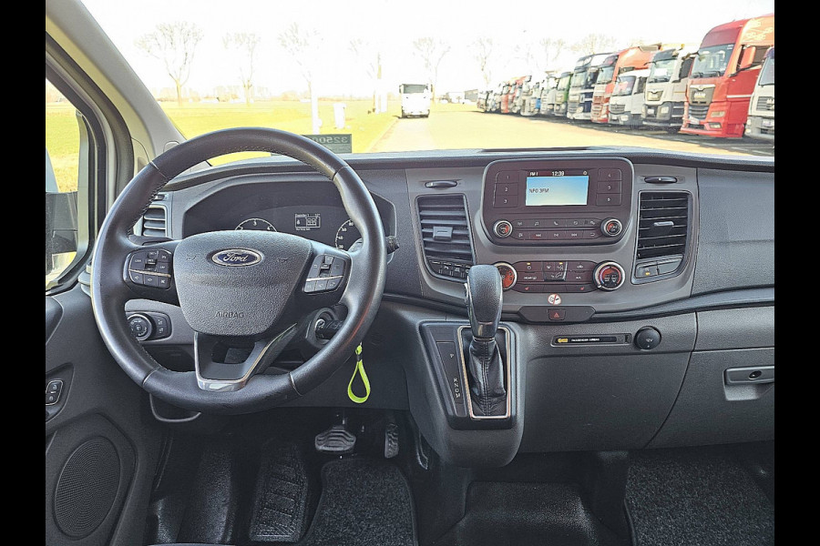 Ford Transit Custom 320 2.0 TDCI L2H1 DC Automaat Airco Cruise Control PDC Achterdeuren Trekhaak