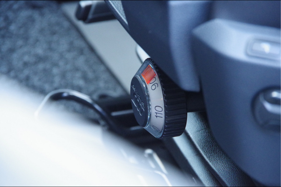 MAN TGE 3.180 35 2.0 L3H2 177PK AUT. LED, TREKHAAK, GEV. ERGO ACTIVE STOEL, STANDKACHEL, STOELVERWARMING, STUURVERWARMING, VOORRUIT VERW