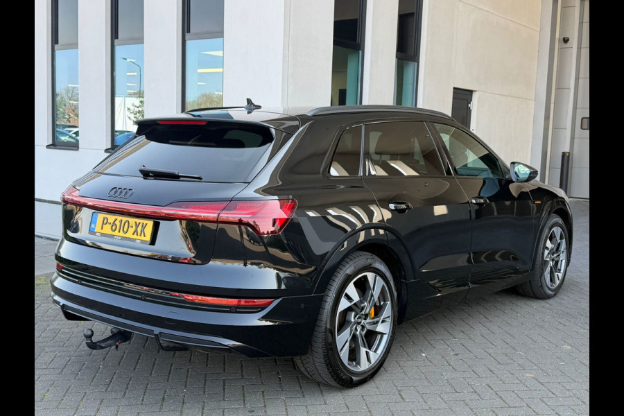 Audi e-tron 55 quattro 408 pk S edition 95 kWh, 2 X S-LINE, camera, afn trekhaak, vele opties, 1 e eigenaar, NL auto met nap