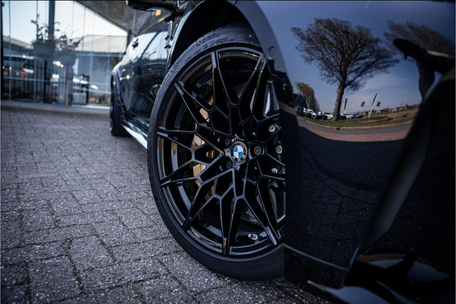 BMW 3 Serie Touring M3 xDrive Competition ** M Drivers ** Ceramic ** Carbon ** NP184K Laser ** Live dashboard **NL AUTO**