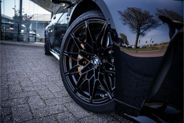 BMW 3 Serie Touring M3 xDrive Competition ** M Drivers ** Ceramic ** Carbon ** NP184K Laser ** Live dashboard **NL AUTO**
