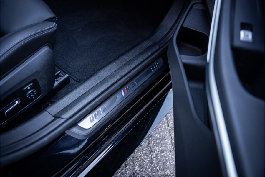 BMW 3 Serie Touring M3 xDrive Competition ** M Drivers ** Ceramic ** Carbon ** NP184K Laser ** Live dashboard **NL AUTO**