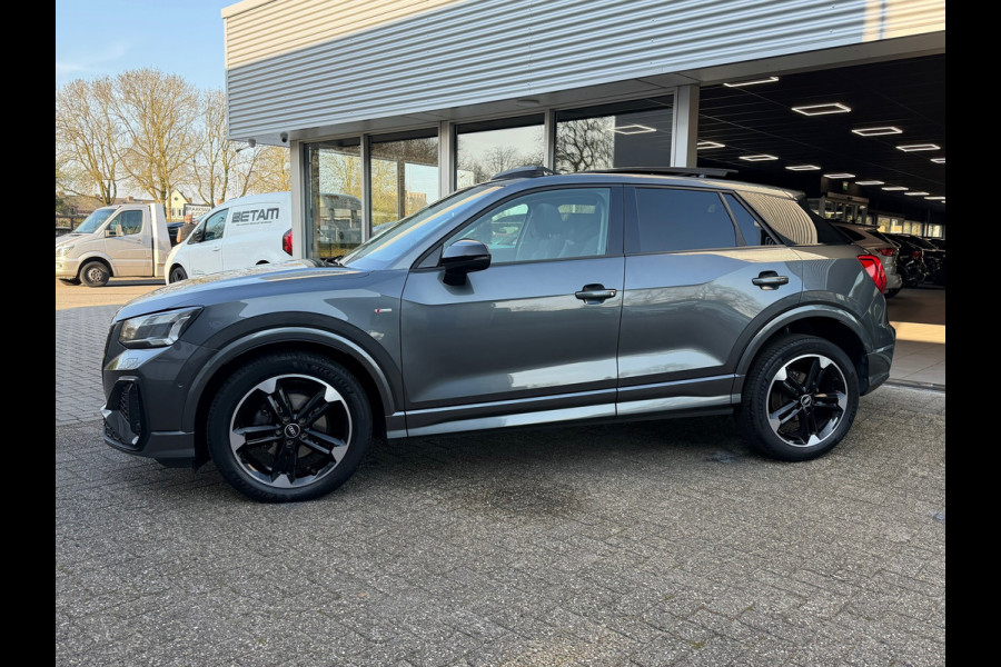 Audi Q2 35 TFSI S-Line Edition Dsg Automaat 150 Pk / Navi / Climate / Camera / Panoramadak /Side assist / 18".