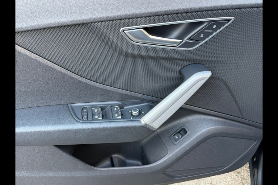 Audi Q2 35 TFSI S-Line Edition Dsg Automaat 150 Pk / Navi / Climate / Camera / Panoramadak /Side assist / 18".