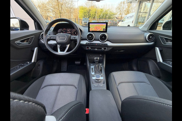 Audi Q2 35 TFSI S-Line Edition Dsg Automaat 150 Pk / Navi / Climate / Camera / Panoramadak /Side assist / 18".