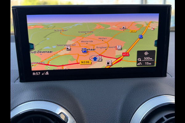 Audi Q2 35 TFSI S-Line Edition Dsg Automaat 150 Pk / Navi / Climate / Camera / Panoramadak /Side assist / 18".