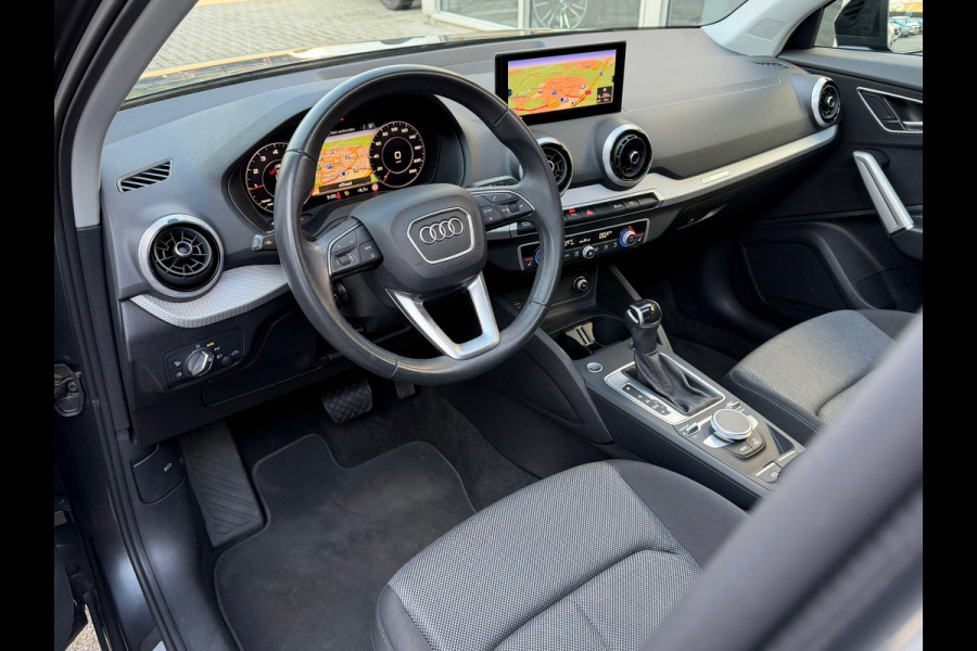 Audi Q2 35 TFSI S-Line Edition Dsg Automaat 150 Pk / Navi / Climate / Camera / Panoramadak /Side assist / 18".
