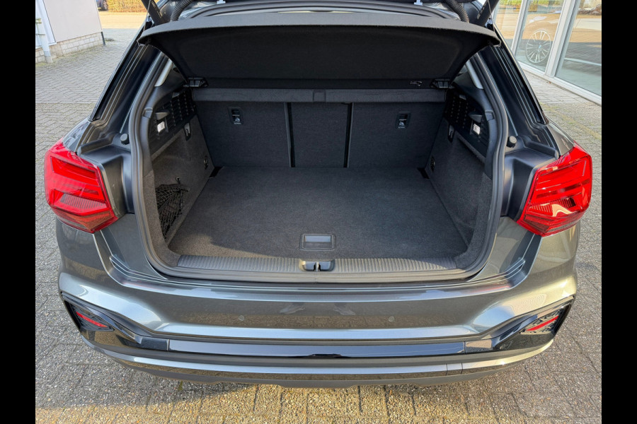 Audi Q2 35 TFSI S-Line Edition Dsg Automaat 150 Pk / Navi / Climate / Camera / Panoramadak /Side assist / 18".