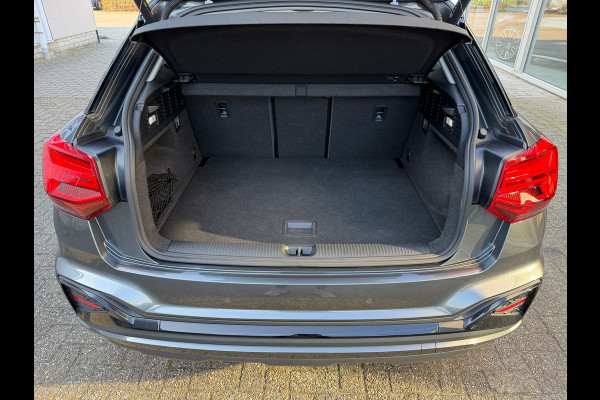 Audi Q2 35 TFSI S-Line Edition Dsg Automaat 150 Pk / Navi / Climate / Camera / Panoramadak /Side assist / 18".