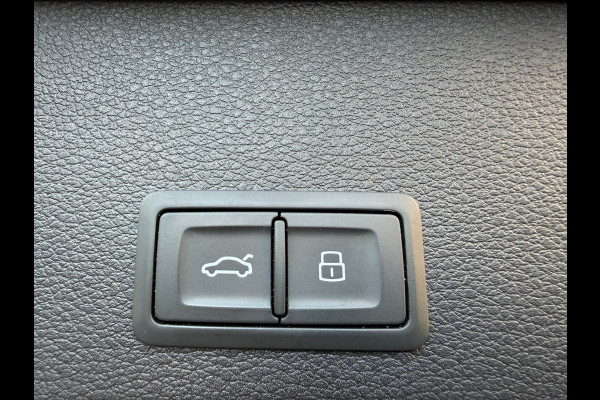 Audi Q2 35 TFSI S-Line Edition Dsg Automaat 150 Pk / Navi / Climate / Camera / Panoramadak /Side assist / 18".