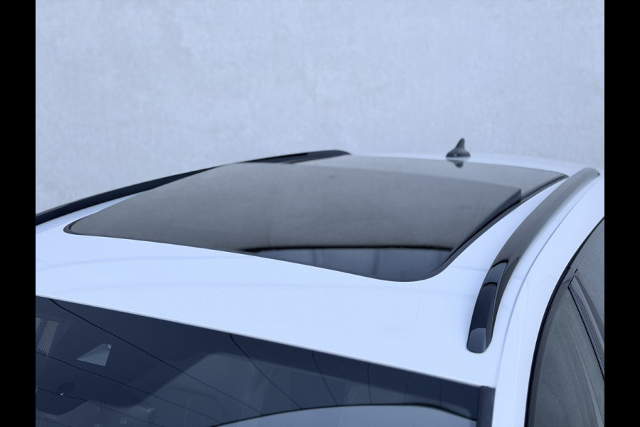 CUPRA Leon Sportstourer 1.4 e-Hybrid VZ Copper Edition Pano 19''