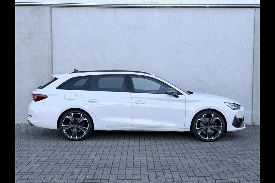 CUPRA Leon Sportstourer 1.4 e-Hybrid VZ Copper Edition Pano 19''