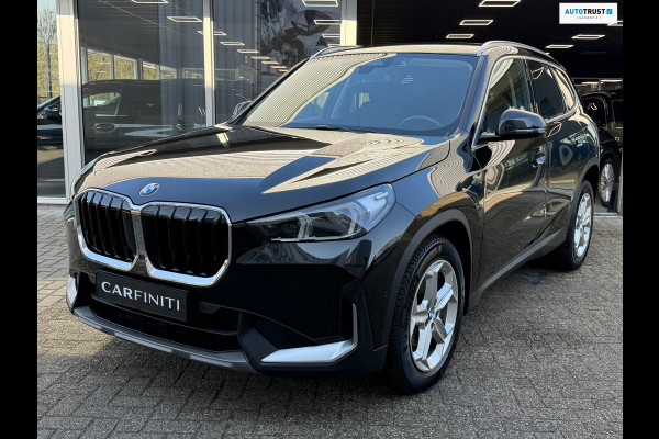 BMW X1 SDrive18i / Navi / Widescreen / Cruise / Climate / Camera / Side assist / Stoelmassage / 18".