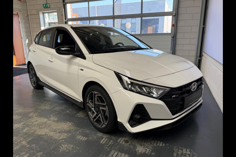 Hyundai i20 1.2 MPI N-Line Comfort Stoel/Stuurverwarming Camera 1 Jaar Bovag garantie