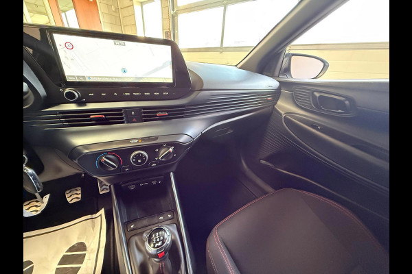 Hyundai i20 1.2 MPI N-Line Comfort Stoel/Stuurverwarming Camera 1 Jaar Bovag garantie