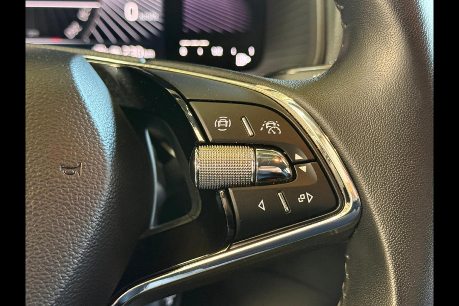 Škoda Karoq !!! Paas Actie € 24.999,- !!! 1.5 TSI ACT Sportline Business Automaat, Camera, Elektrische Achterklep