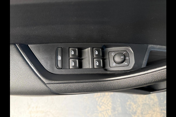 Škoda Karoq !!! Paas Actie € 24.999,- !!! 1.5 TSI ACT Sportline Business Automaat, Camera, Elektrische Achterklep