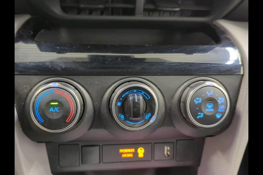 Toyota Yaris Cross 1.5 VVT-I Active Aut. Hybrid Airco Adaptive Cruise Control Achteruitrij Camera LM Velgen Carplay Navi Perfect onderhouden!