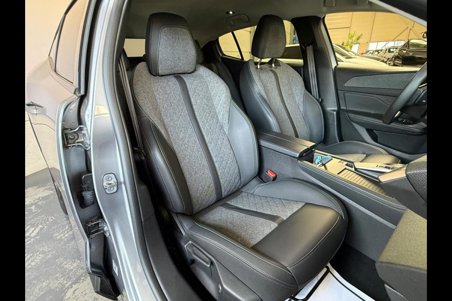 Peugeot 408 1.6 HYbrid Allure 180 Automaat Camera 1 Jaar Bovag Garantie