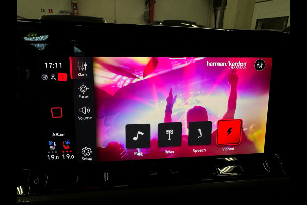 Volkswagen Golf 2.0 TSI GTI Pano|H/K|HuD|Memory|MILLTEK|VOL