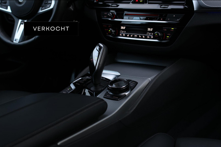 BMW 5 Serie M550i xDrive *Nachtzicht*Massage*H/K*360 Camera*Trekhaak*