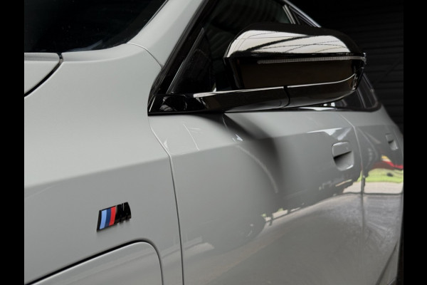 BMW 5 Serie Touring 530e x-Drive M-Sport Pro-20 inch trekhaak panorama head-up key-less