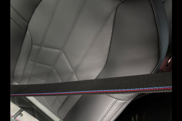 BMW 5 Serie Touring 530e x-Drive M-Sport Pro-20 inch trekhaak panorama head-up key-less