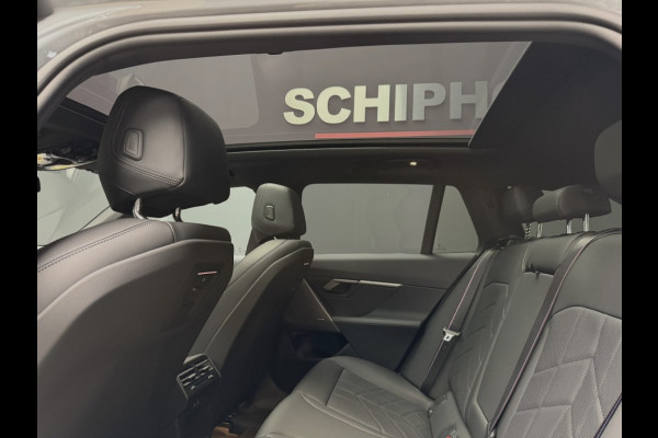 BMW 5 Serie Touring 530e x-Drive M-Sport Pro-20 inch trekhaak panorama head-up key-less