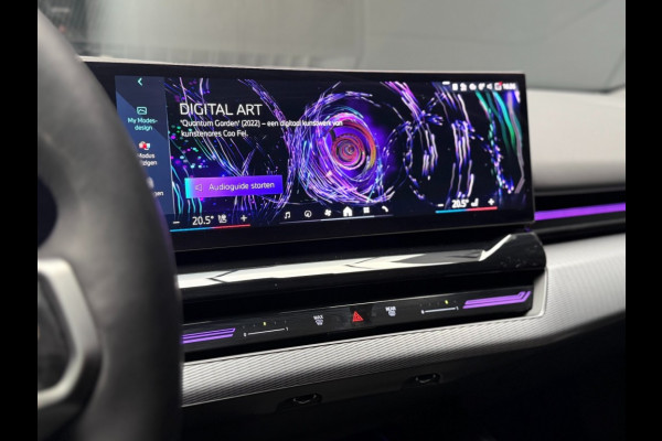 BMW 5 Serie Touring 530e x-Drive M-Sport Pro-20 inch trekhaak panorama head-up key-less