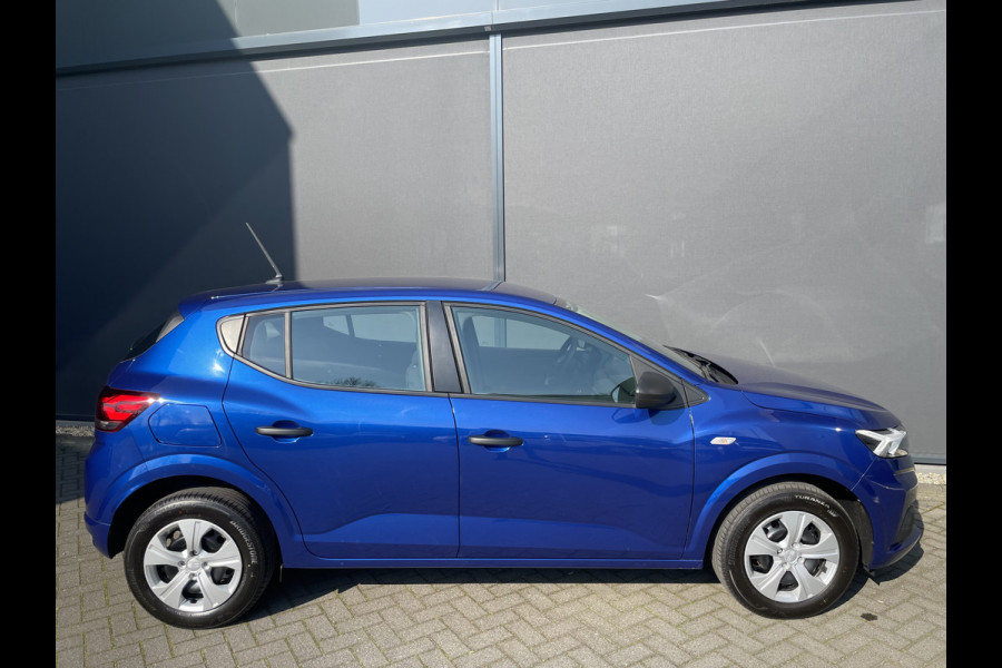 Dacia Sandero 1.0 TCe 100 ECO-G Essential Airco - Cruise control - Parkeersensor achter - Bluetooth - Rijstrooksensor - Start/stop systeem - Stuur multifunctioneel - Led lampen - Elektrische ramen voor