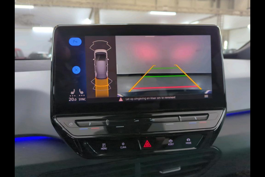 Volkswagen ID.3 First Plus 58 kWh | Trekhaak | Navi | Camera | LED