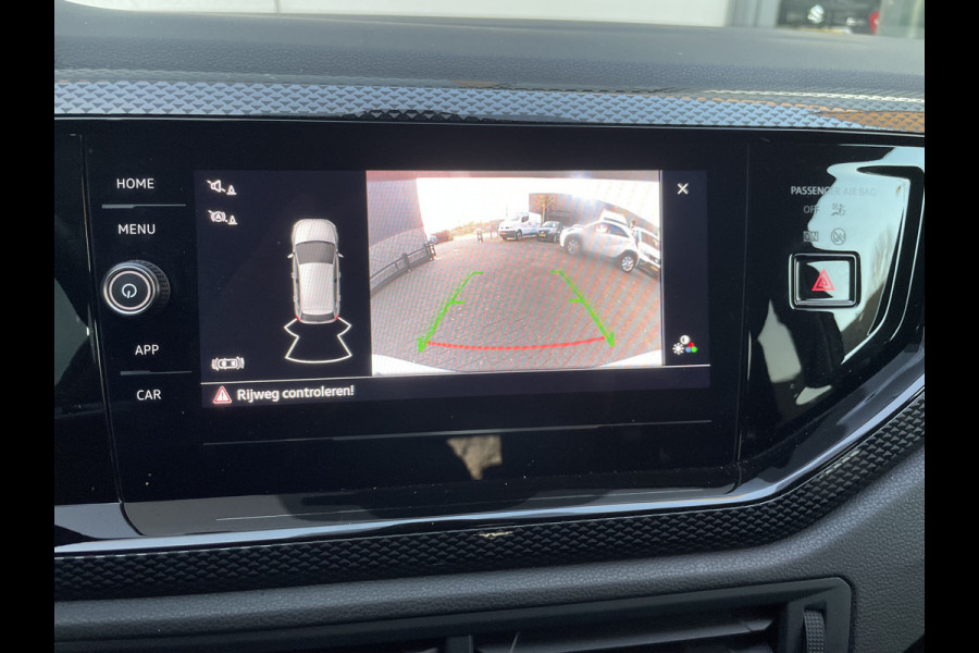 Volkswagen Polo 1.0 TSI Life Edition Achteruitrijcamera - Parkeersensoren - Apple carplay - Airco - Cruise control - Led verlichting - Licht metalen velgen 15 inch - Radio - Rijstrooksensor - Start/stop systeem - Stuur multifunc