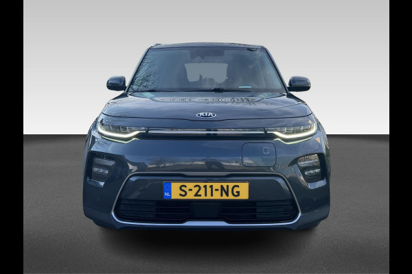 Kia e-Soul ExecutiveLine 64 kWh | Trekhaak