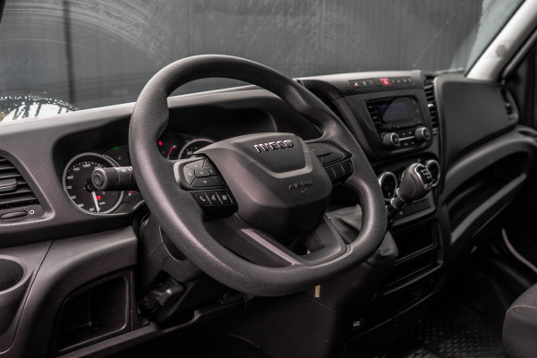 Iveco Daily 35S14V L2H2 | 140PK | 3.5T Trekgewicht | Cruise | Climate