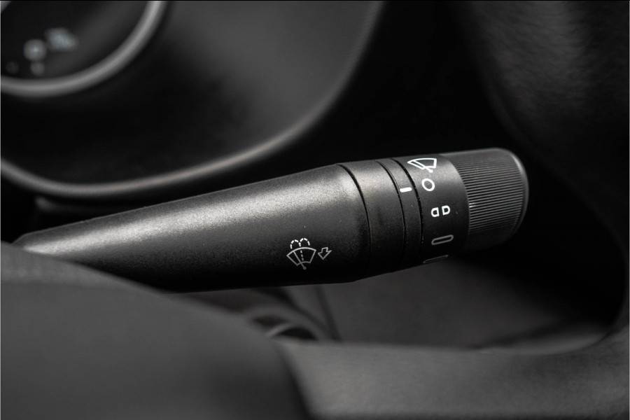 Iveco Daily 35S14V L2H2 | 140PK | 3.5T Trekgewicht | Cruise | Climate