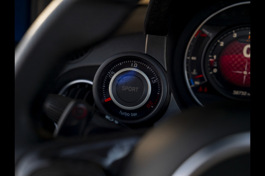 Abarth 595 C Competizione | Beats audio | Sabelt stoelen | Biposto pack | Carplay | Xenon