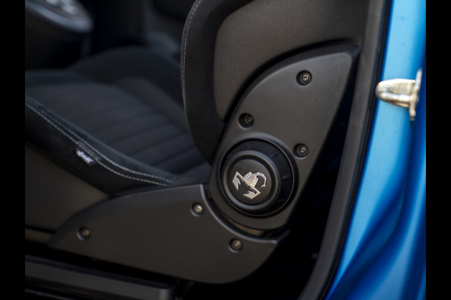 Abarth 595 C Competizione | Beats audio | Sabelt stoelen | Biposto pack | Carplay | Xenon