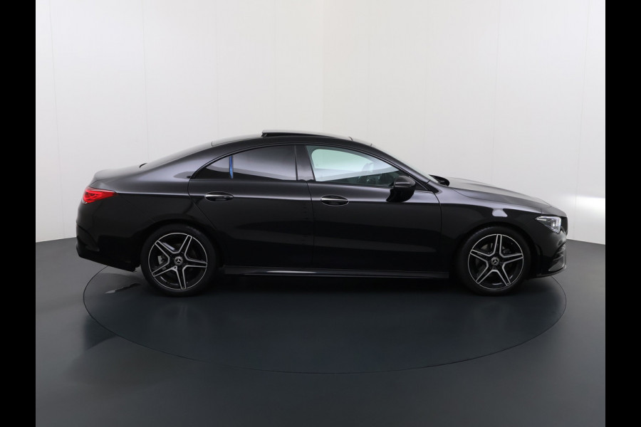Mercedes-Benz CLA-Klasse 180 AMG line | Pano Trekhaak Memory Sound Multibeam Keyless