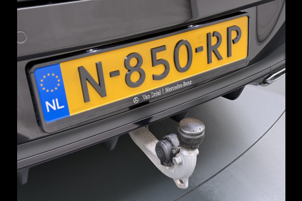 Mercedes-Benz CLA-Klasse 180 AMG line | Pano Trekhaak Memory Sound Multibeam Keyless