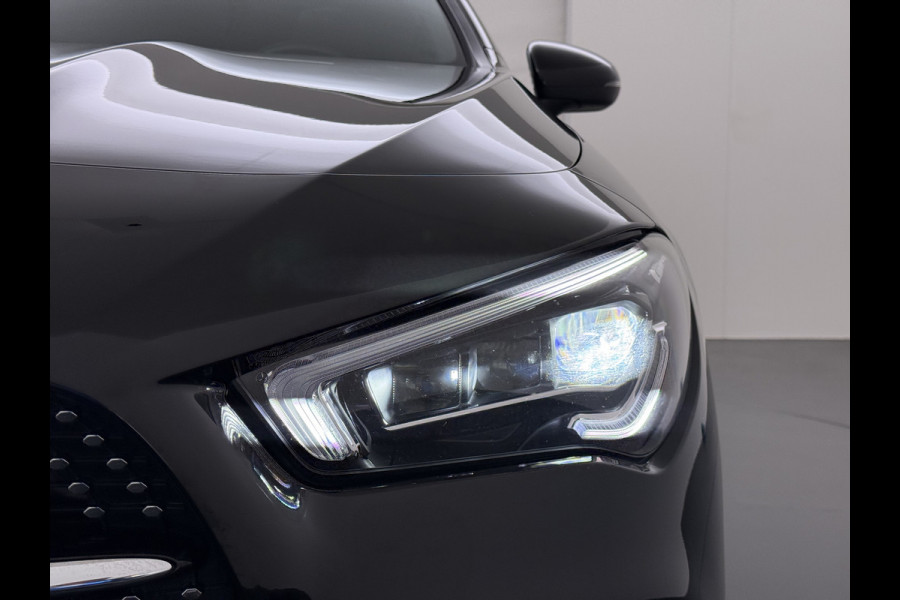 Mercedes-Benz CLA-Klasse 180 AMG line | Pano Trekhaak Memory Sound Multibeam Keyless