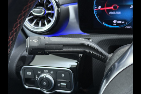 Mercedes-Benz CLA-Klasse 180 AMG line | Pano Trekhaak Memory Sound Multibeam Keyless