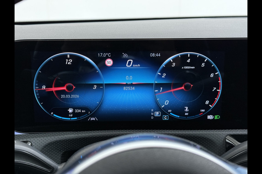 Mercedes-Benz CLA-Klasse 180 AMG line | Pano Trekhaak Memory Sound Multibeam Keyless