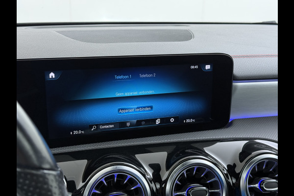 Mercedes-Benz CLA-Klasse 180 AMG line | Pano Trekhaak Memory Sound Multibeam Keyless